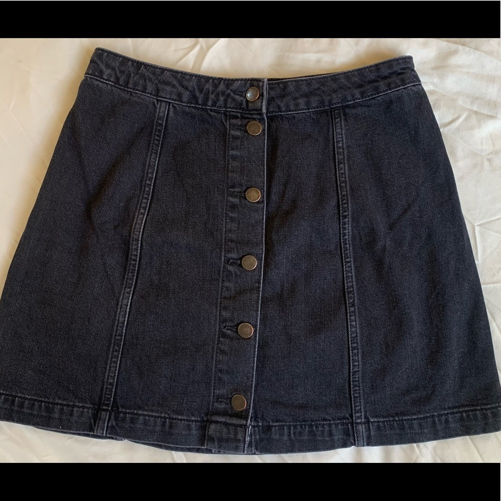 Topshop Moto A Line Black Denim button up mini skirt EUC SZ 30